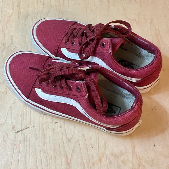 Vans - Picture 2 of 3